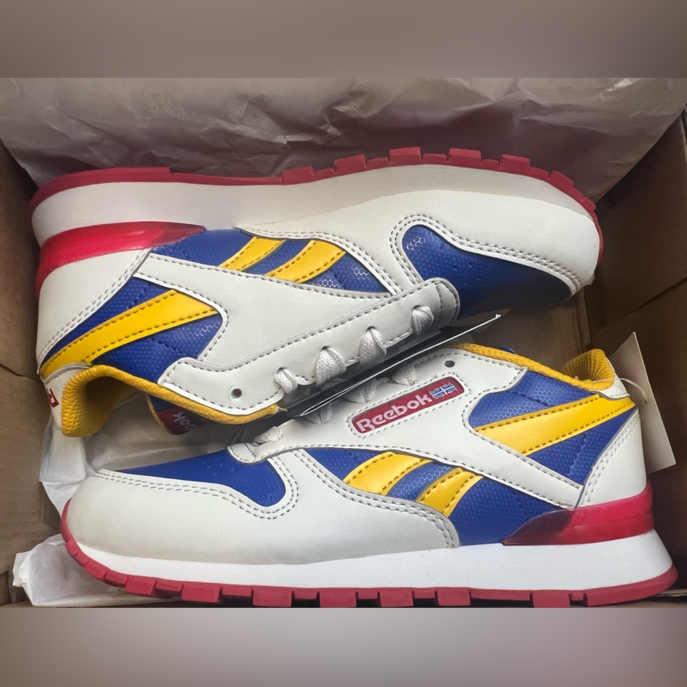 🚫SOLD OUT🚫Kids Reebok with lights